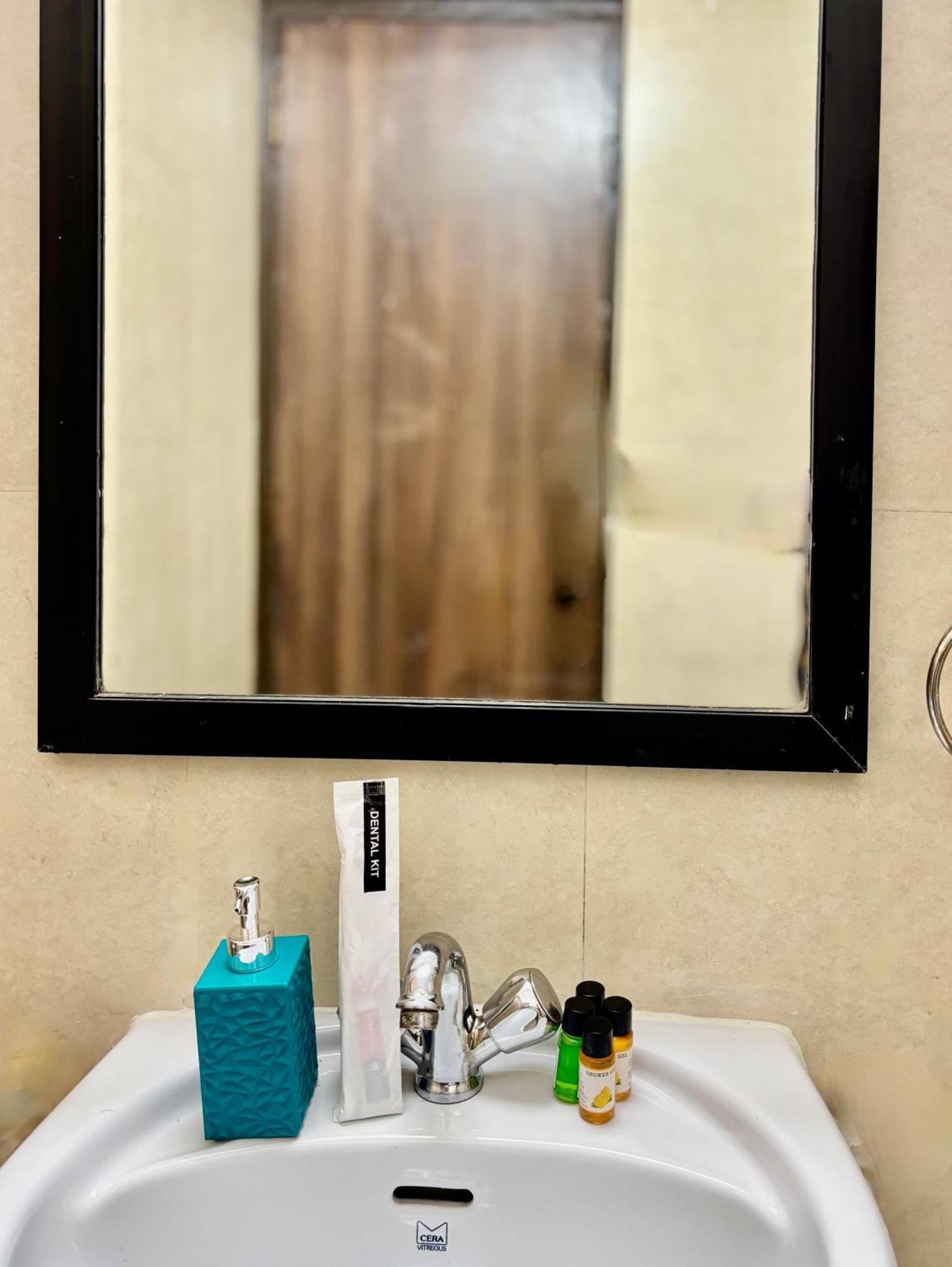 Atulyam Villa- Anjuna Luaran gambar